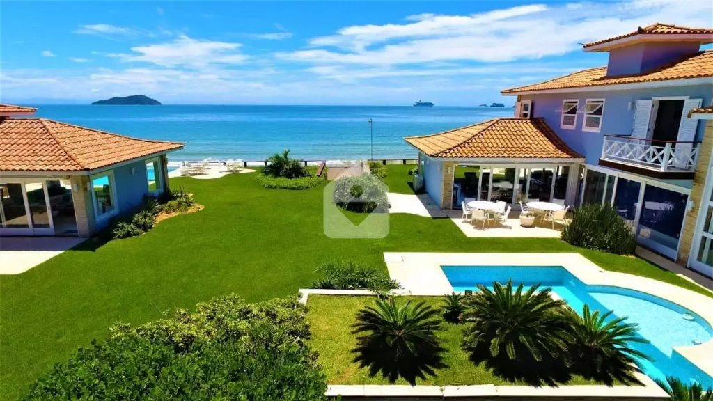 casa de alto padrão em búzios